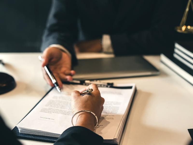 Advogado Assessoria de Contratos